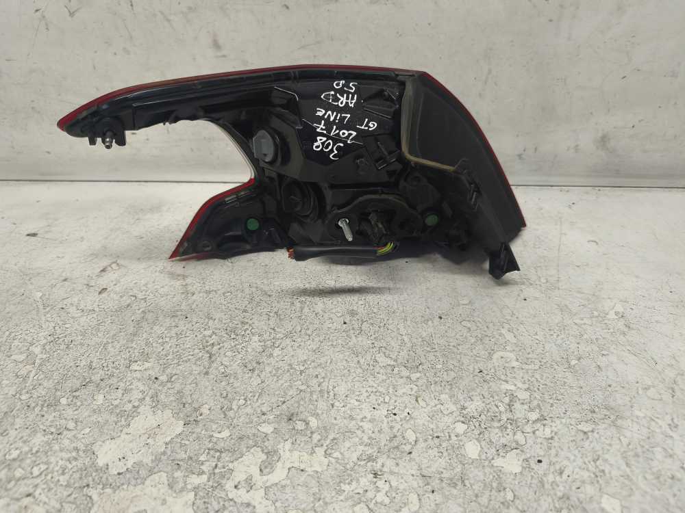 FEU ARRIERE DROIT PEUGEOT - Vue 2